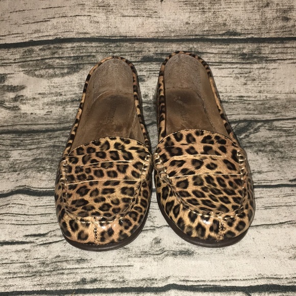 aerosoles leopard print loafers